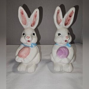 Set Of 2 Vintage Ceramic 6" Easter Rabbits With Colored Eggs Made In Taiwan ROC